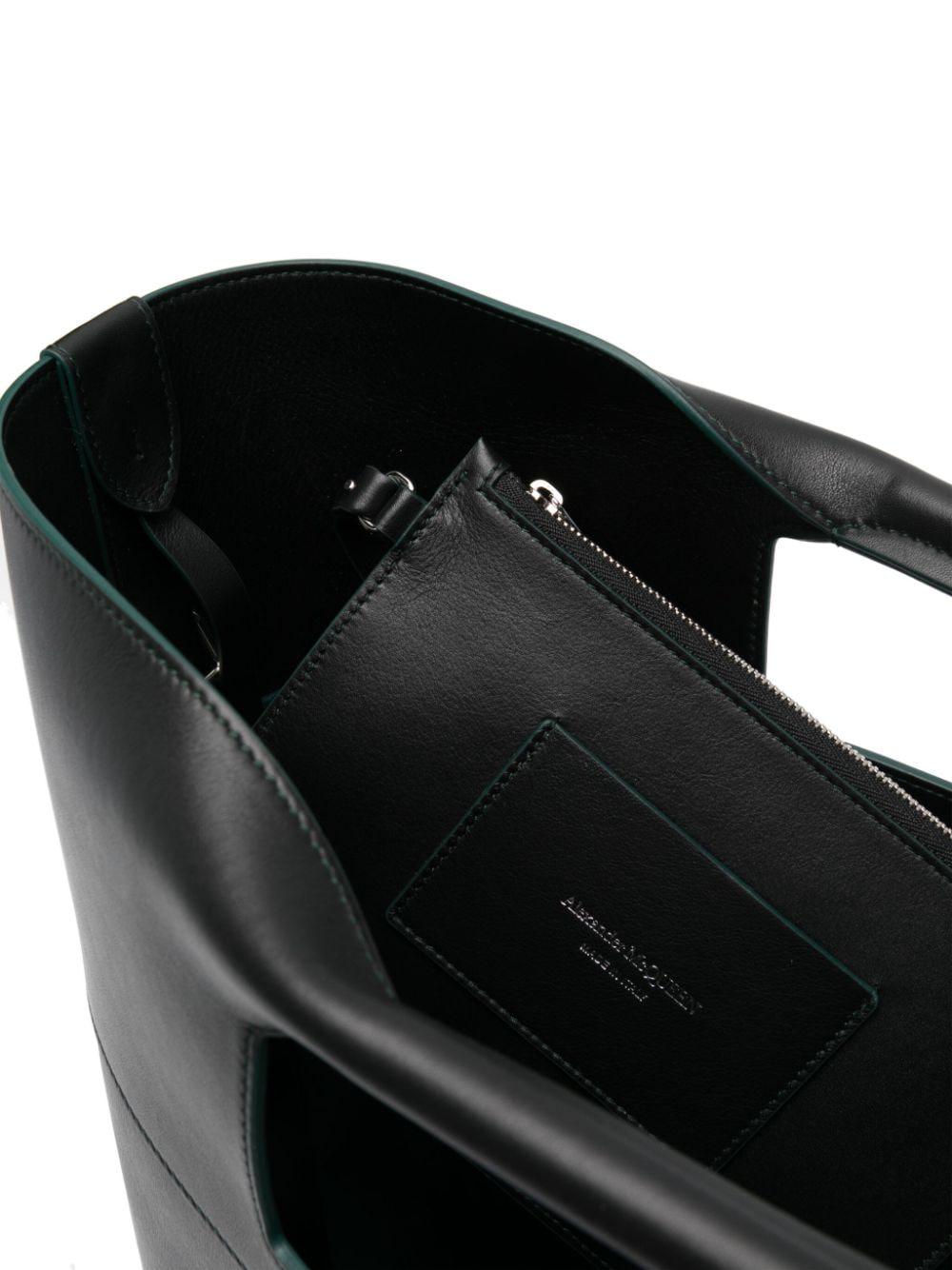 Alexander McQueen Bags.. BLACK 7352851AAJL1000 (Alexander McQUEEN / ハンドバッグ・ショルダーバッグ ) | Alexander McQUEEN (アレキサンダー・マックイーン)(2)
