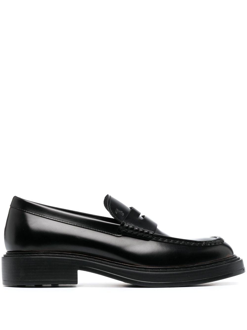 Tod's Flat shoes BLACK XXM61K0AI40LYGB999 (Tod's / ローファー ) | Tod's (トッズ)
